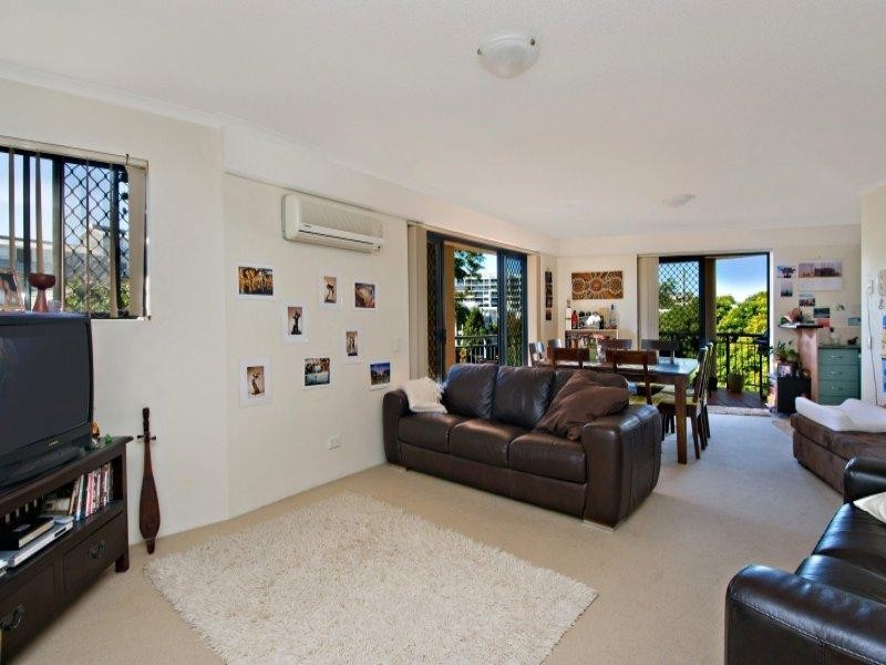 35/165 Sydney Street (enter via Lamington Street), New Farm QLD 4005