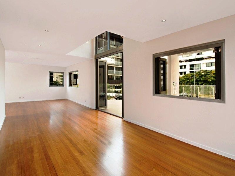 2/69 Kingsholme Street, Newstead QLD 4006