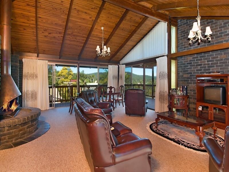 4 Narambi Street, The Gap QLD 4061