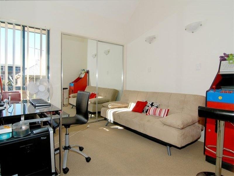 3/58 York Pde (fronts Union St), Spring Hill QLD 4000