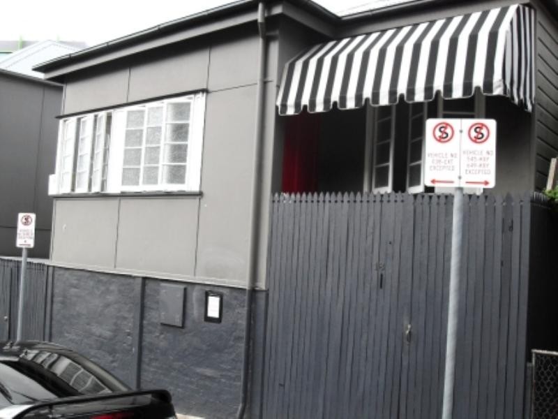 18 Bartley Street, Spring Hill QLD 4000