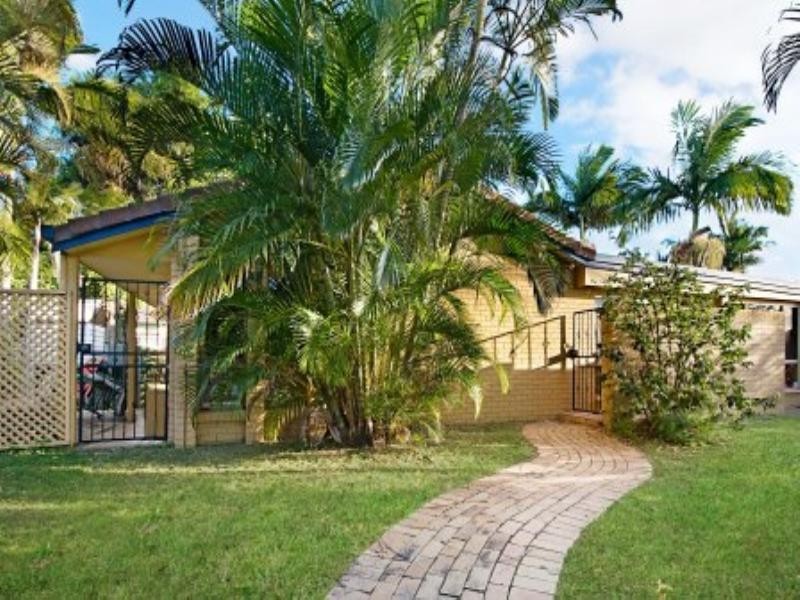 23 Glenside Street, Wavell Heights QLD 4012