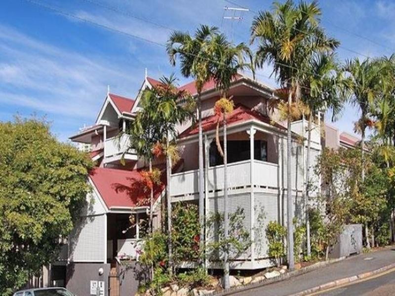 1/37 Thornbury Street, Spring Hill QLD 4000