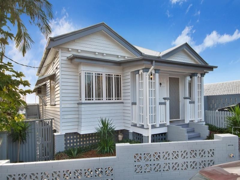 16 Teneriffe Drive, New Farm QLD 4005