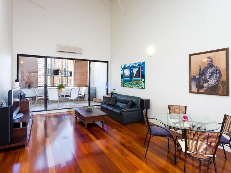 120/54 Vernon Terrace, Teneriffe QLD 4005