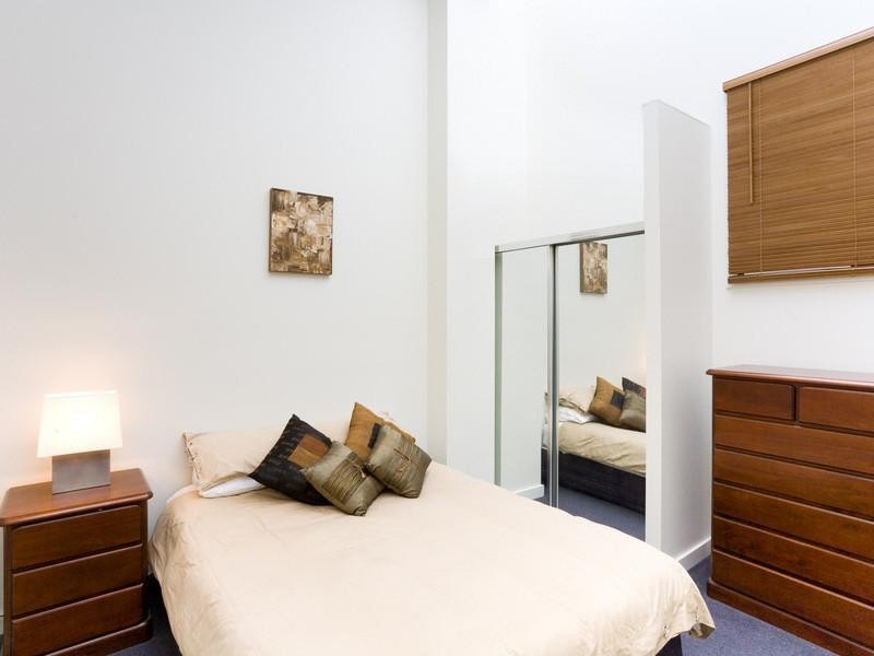 120/54 Vernon Terrace, Teneriffe QLD 4005