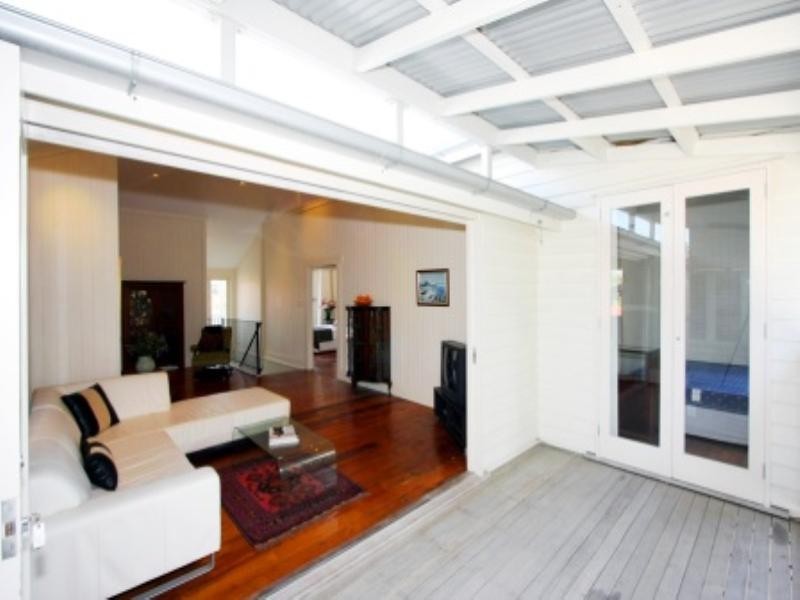 3 Hipwood Street, Spring Hill QLD 4000