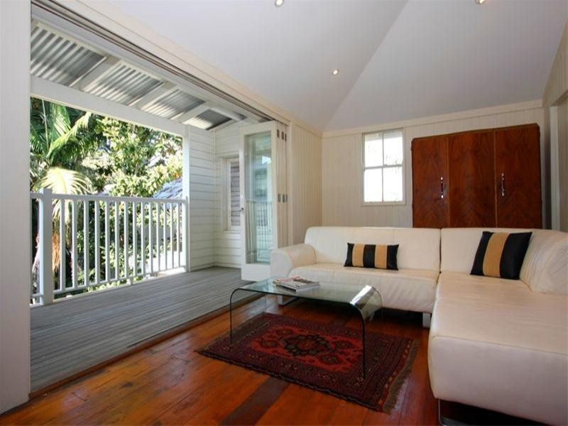 3 Hipwood Street, Spring Hill QLD 4000