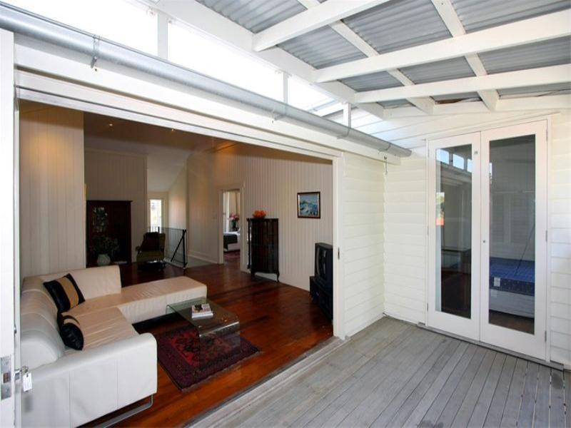 3 Hipwood Street, Spring Hill QLD 4000