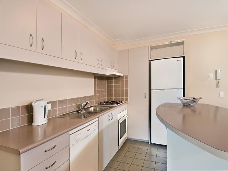 34/32 Newstead Terrace, Newstead QLD 4006