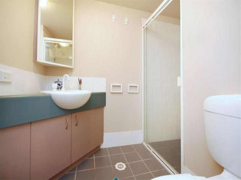 34/32 Newstead Terrace, Newstead QLD 4006