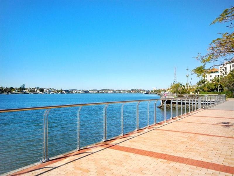 34/32 Newstead Terrace, Newstead QLD 4006