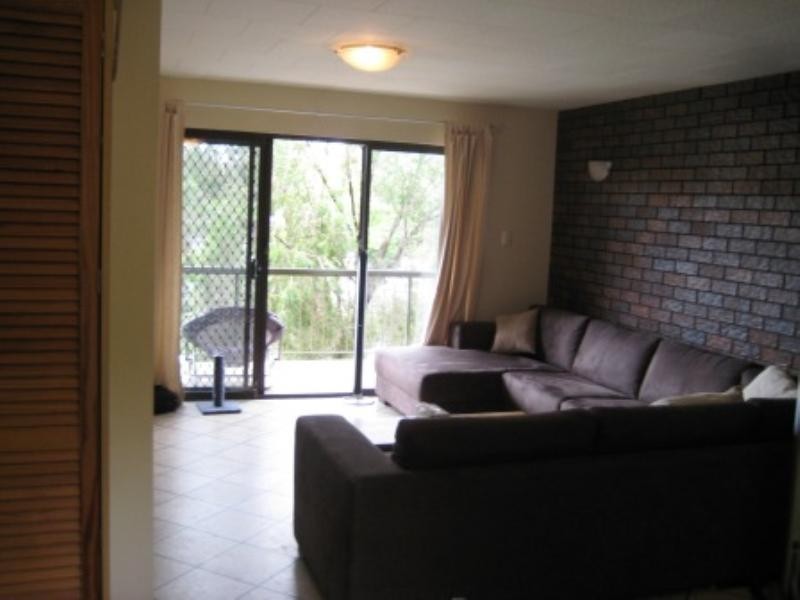 2/32 Hetherington Street, Herston QLD 4006