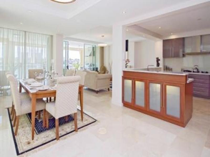 3N/39 Castlebar Cove, Kangaroo Point QLD 4169