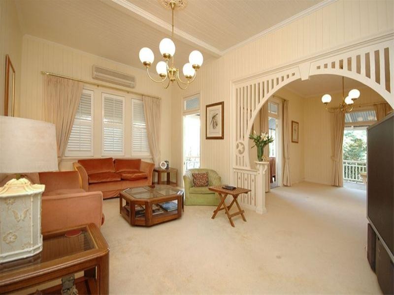 10 Hazlewood Street, New Farm QLD 4005