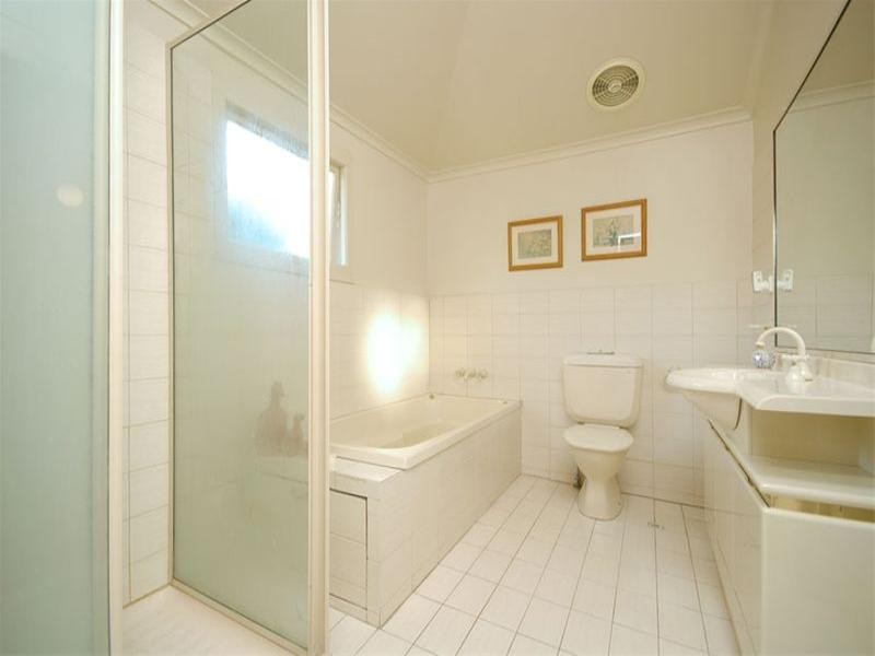 10 Hazlewood Street, New Farm QLD 4005