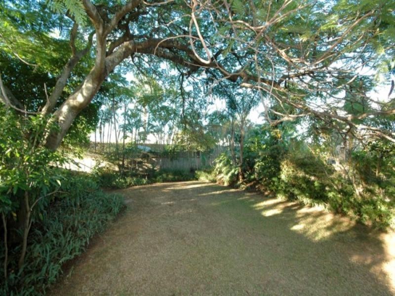 10 Hazlewood Street, New Farm QLD 4005