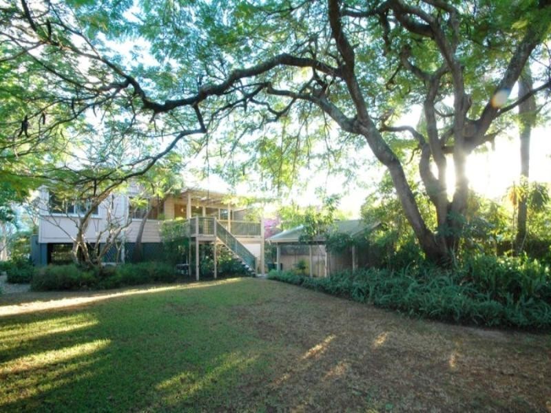 10 Hazlewood Street, New Farm QLD 4005