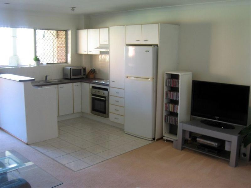 10/12 Little Street, Albion QLD 4010