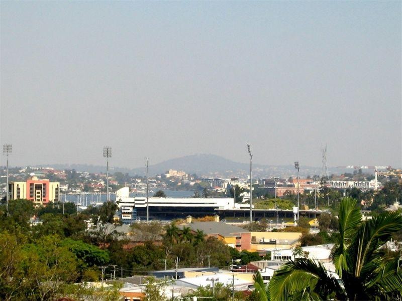 10/12 Little Street, Albion QLD 4010