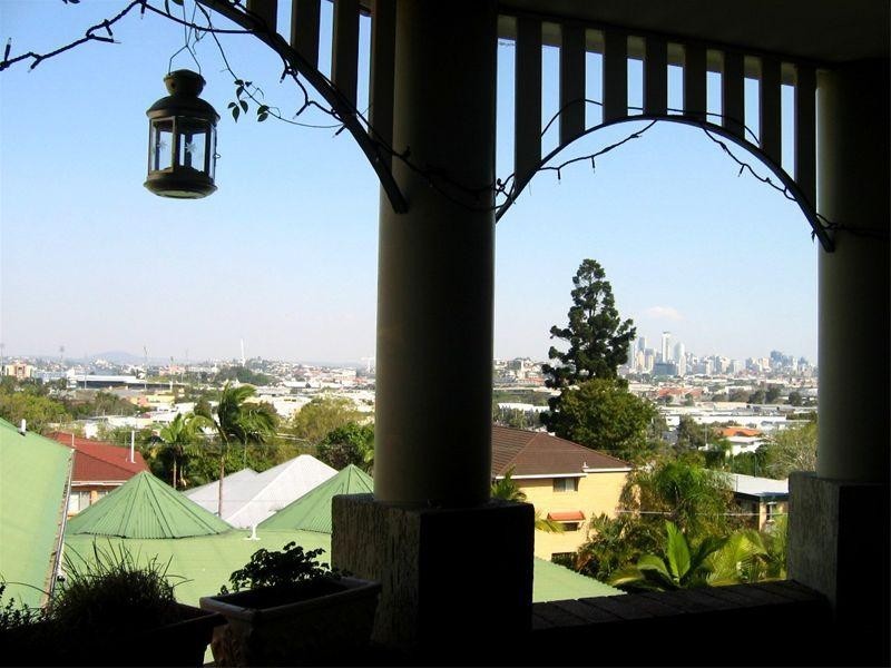 10/12 Little Street, Albion QLD 4010