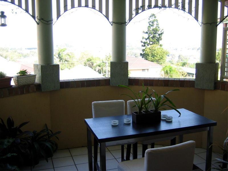 10/12 Little Street, Albion QLD 4010