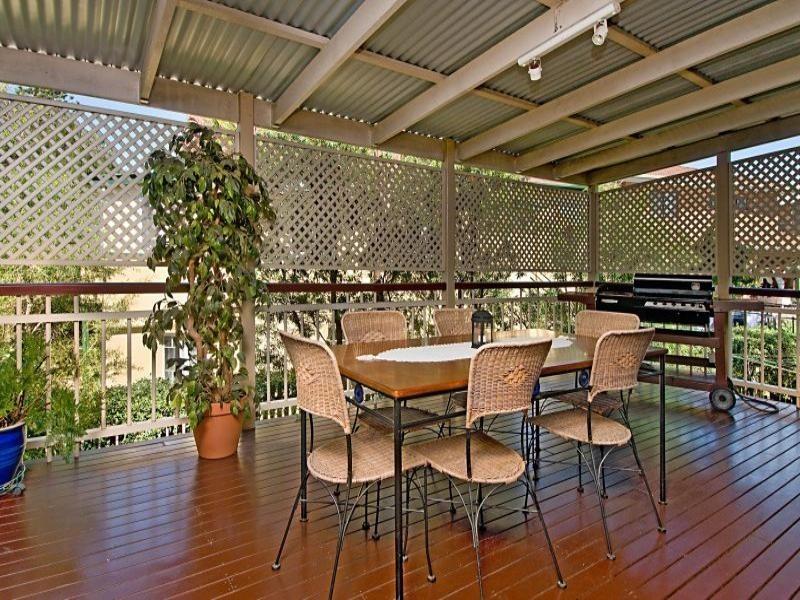 61 Qualtrough Street, Woolloongabba QLD 4102