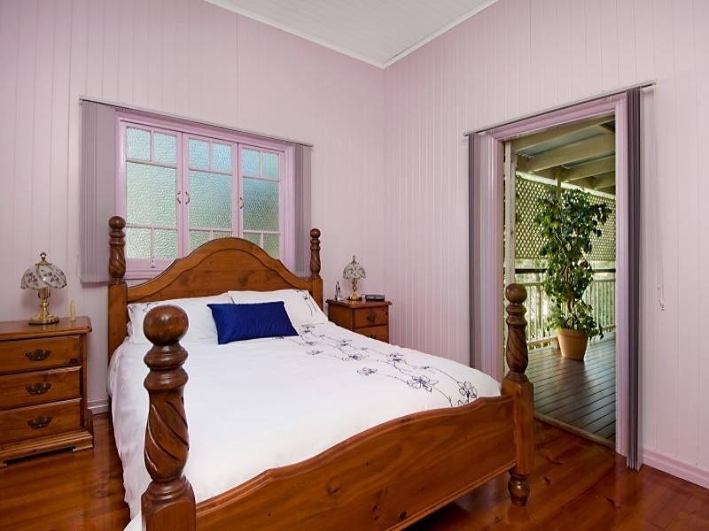 61 Qualtrough Street, Woolloongabba QLD 4102