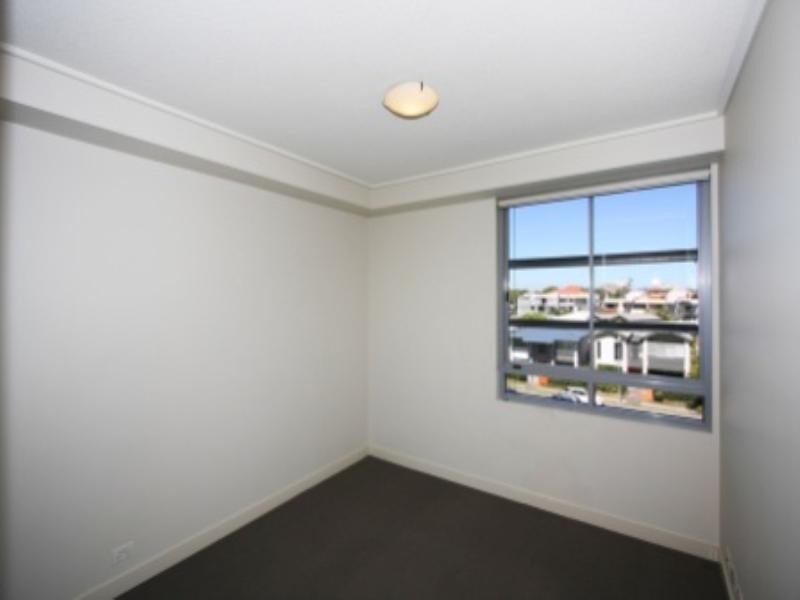 1441/22 Refinery Parade, New Farm QLD 4005