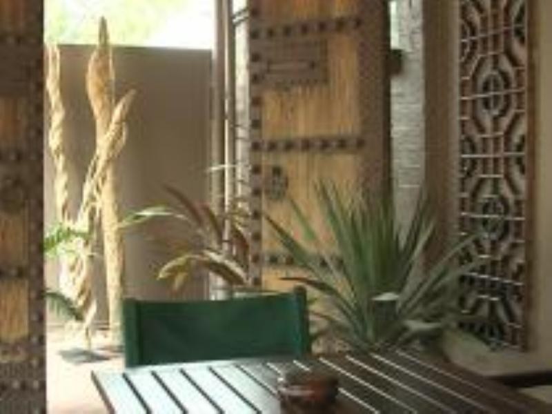 1 Thornbury Street, Spring Hill QLD 4000