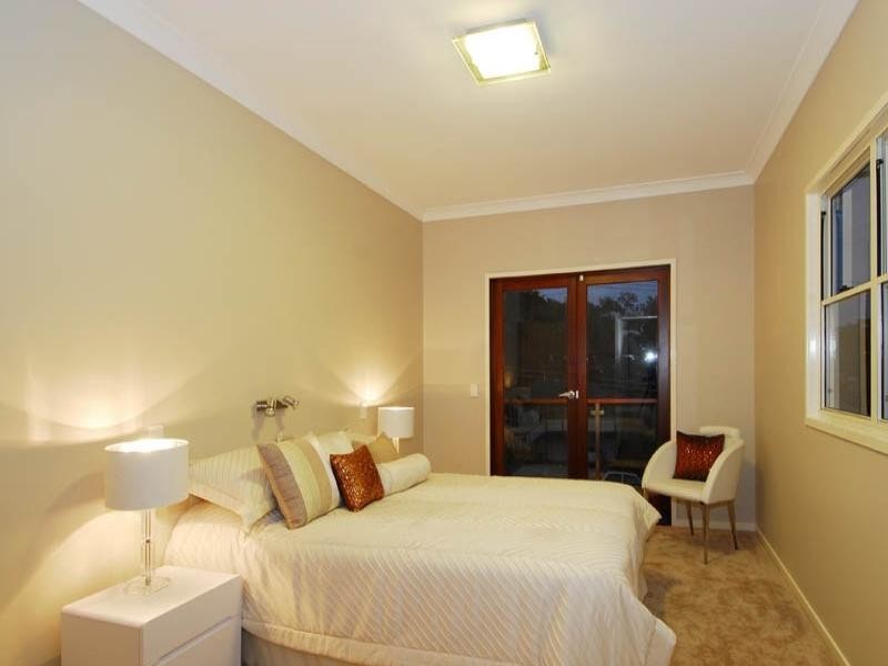 47 Melbourne Avenue, Camp Hill QLD 4152