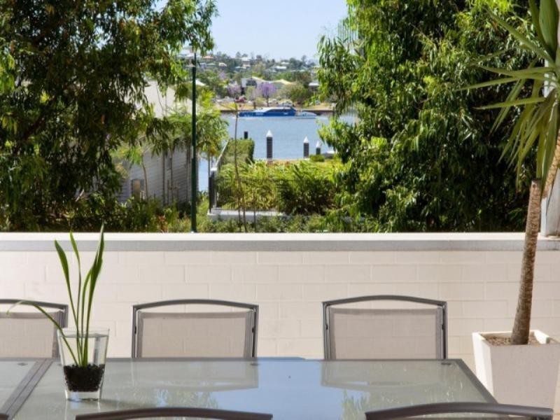 101/24 Macquarie Street, Teneriffe QLD 4005