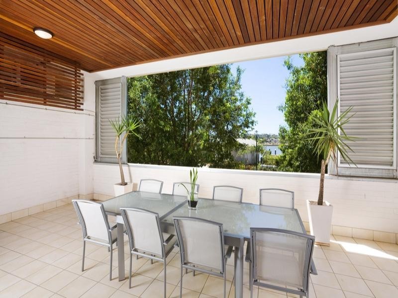 101/24 Macquarie Street, Teneriffe QLD 4005