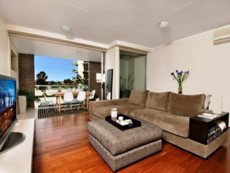 10/8-12 Macquarie Street, Teneriffe QLD 4005
