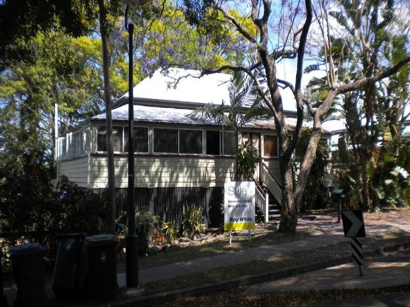 54 Haig Road, Milton QLD 4064