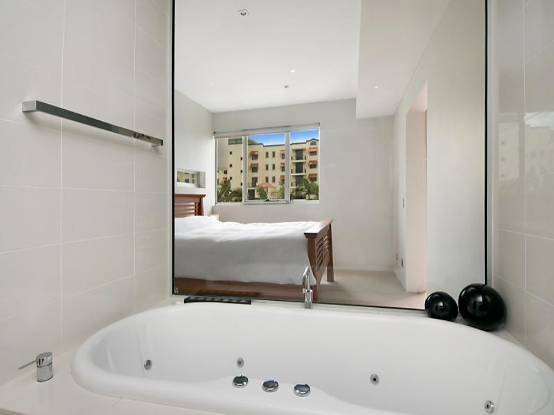 32/20 Newstead Terrace, Newstead QLD 4006