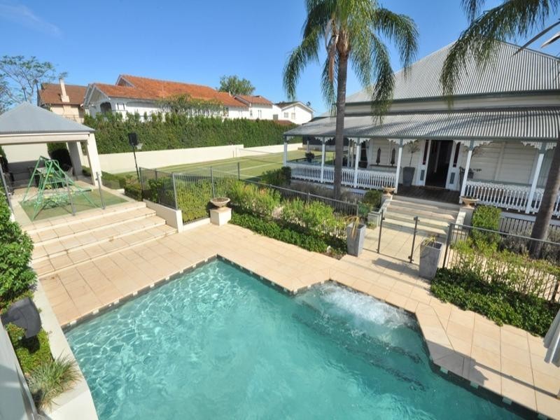 135 Lancaster Road, Ascot QLD 4007