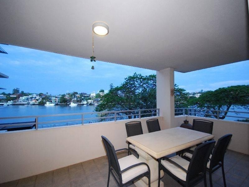 3243/30 Hollins Street, New Farm QLD 4005