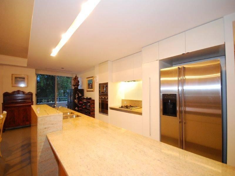 3243/30 Hollins Street, New Farm QLD 4005