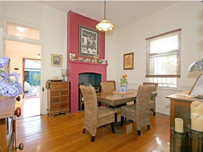 22 Junction Street, Annerley QLD 4103