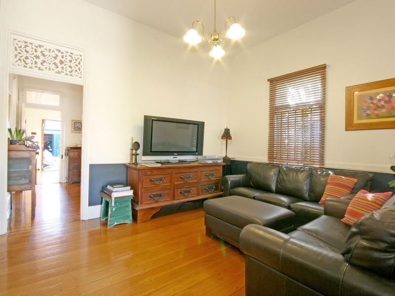 22 Junction Street, Annerley QLD 4103