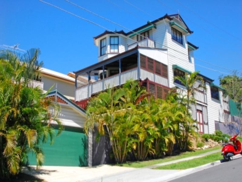 144 Dornoch Terrace, Highgate Hill QLD 4101