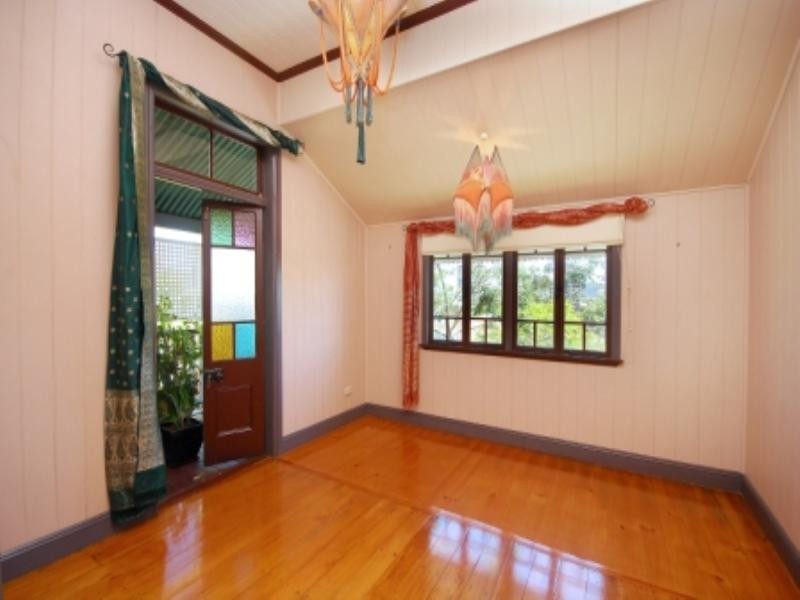 144 Dornoch Terrace, Highgate Hill QLD 4101