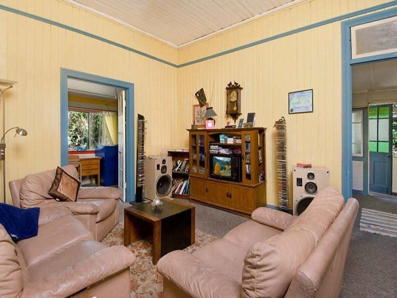 15 Lucy Street, Albion QLD 4010