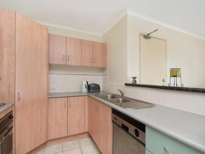 33/165 Sydney Street, New Farm QLD 4005