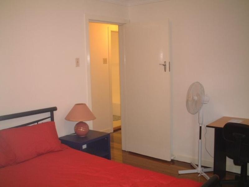 55 Shafston Avenue, Kangaroo Point QLD 4169