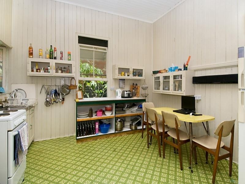 15 Lucy Street, Albion QLD 4010