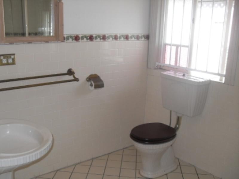 7 Thornbury Street, Spring Hill QLD 4000