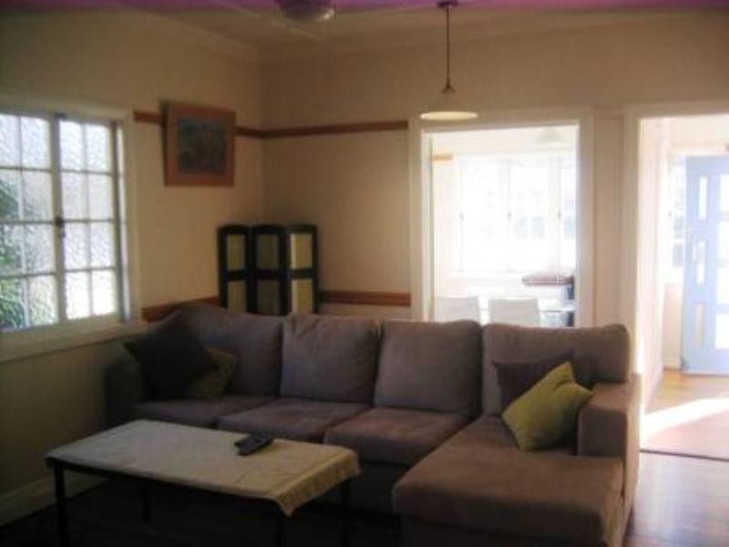 11 Dickson Street, Morningside QLD 4170