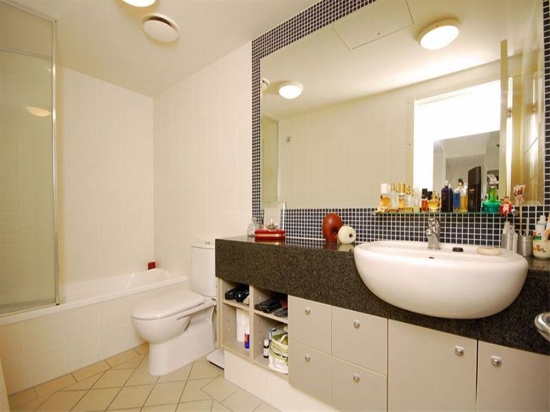 1704/141 Campbell Street, Bowen Hills QLD 4006